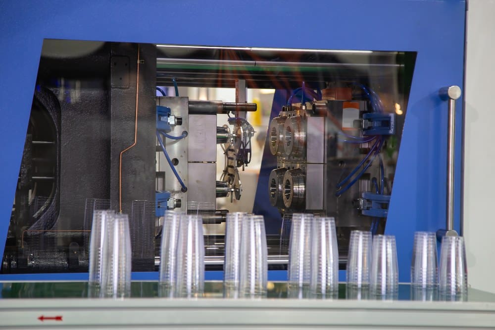 inyección de plástico proceso de fabricación de vasos